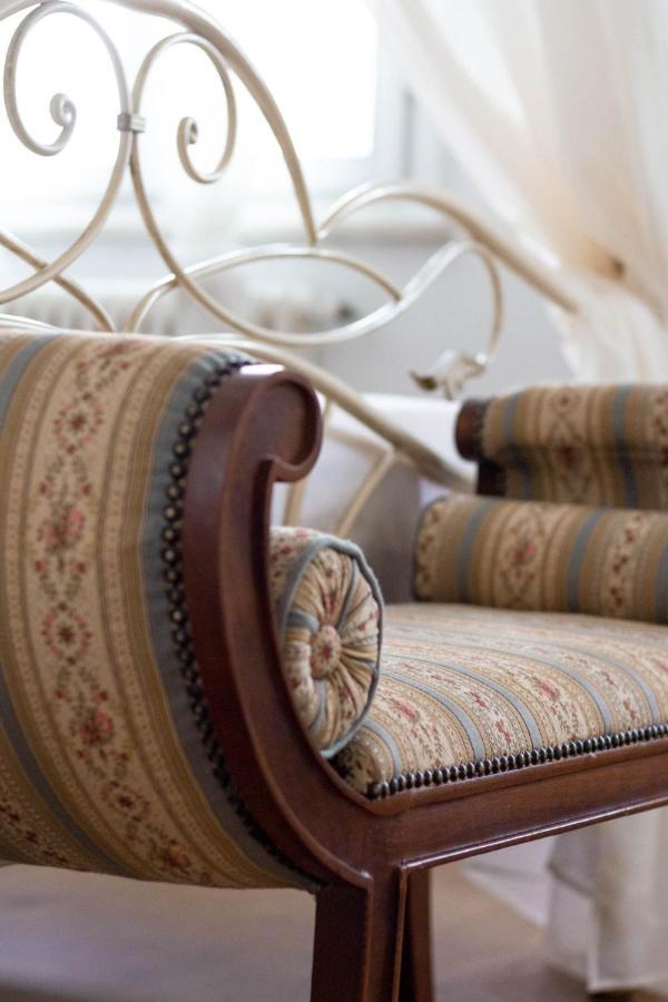 Il Bianconiglio R&B Bed & Breakfast Carraie Екстериор снимка