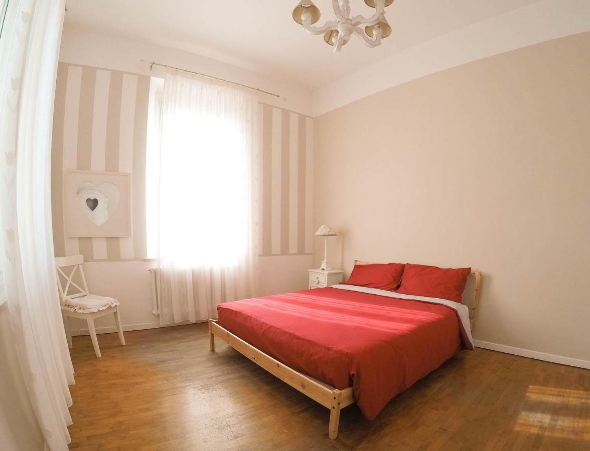 Il Bianconiglio R&B Bed & Breakfast Carraie Екстериор снимка