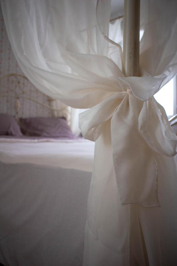 Il Bianconiglio R&B Bed & Breakfast Carraie Екстериор снимка