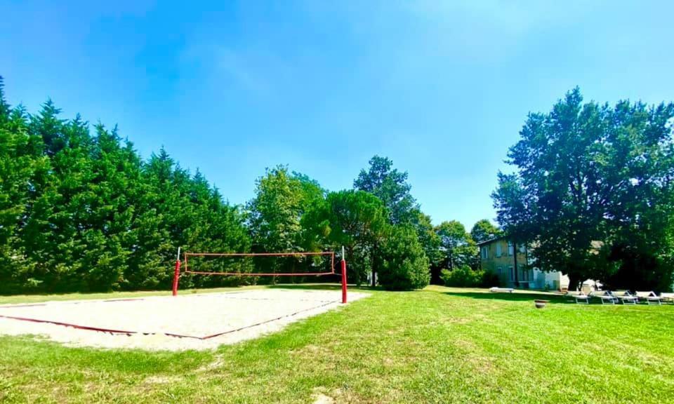 Il Bianconiglio R&B Bed & Breakfast Carraie Екстериор снимка